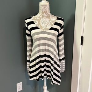 Puella top sold by Anthropologie